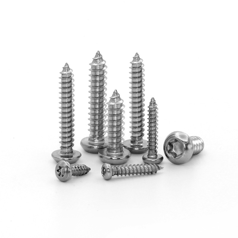 Trden navojni vijak Torx DIN 7981