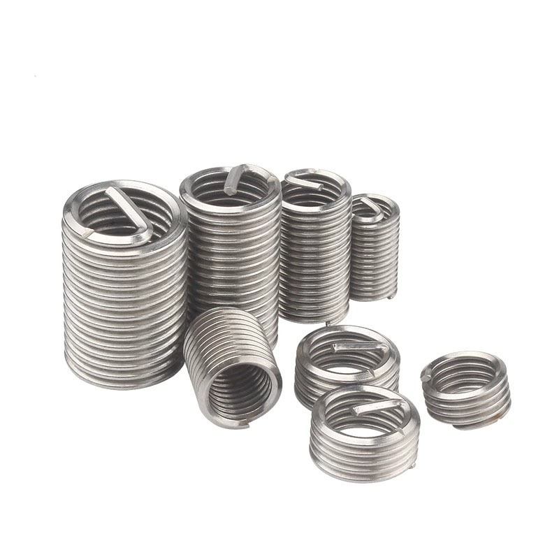 Notranjost Zunanji navoj tulec Vijak